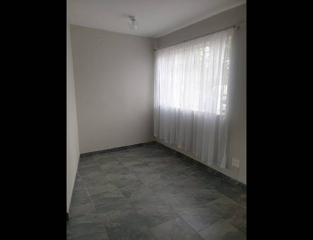 2 BEDROOM FLAT FOR SALE IN PEACEHAVEN